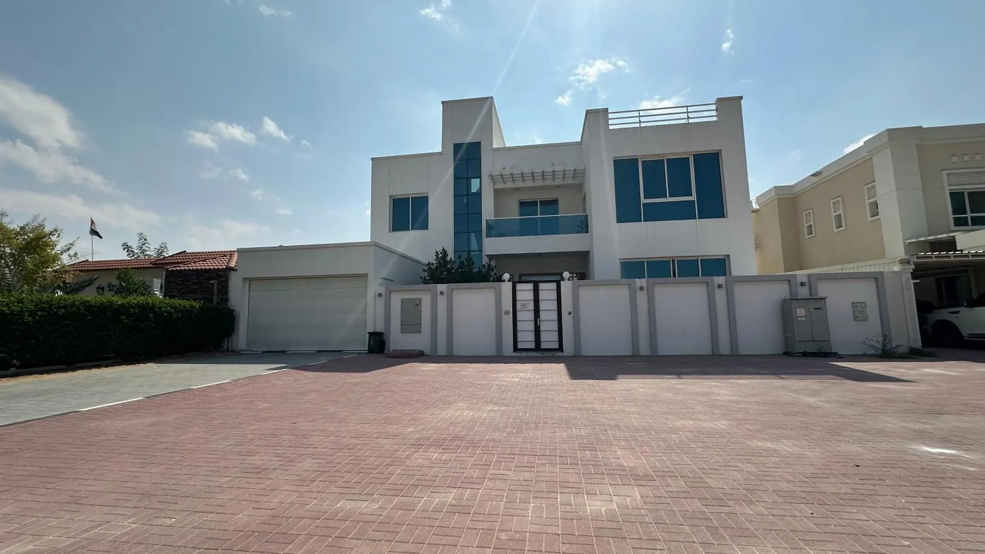 Centerpoint Duplex Villa Dubai United Arab Emirates