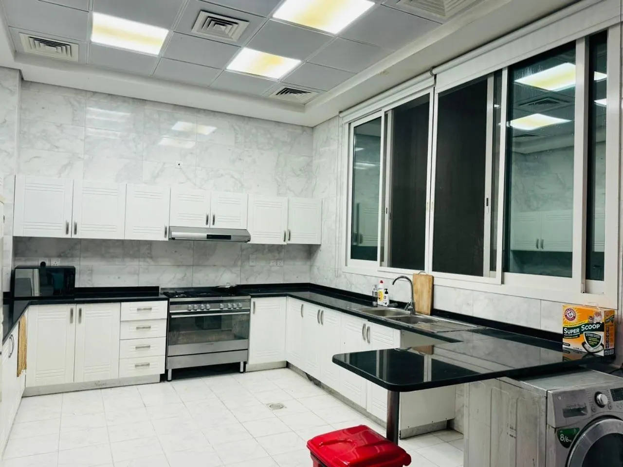 Centerpoint Duplex Villa Dubai 0*,